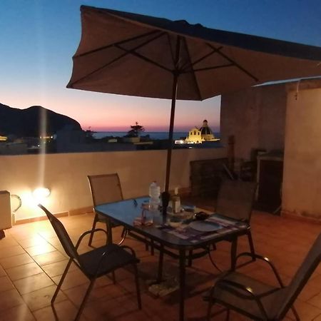 Villa Subito In Centro Favignana Exterior foto